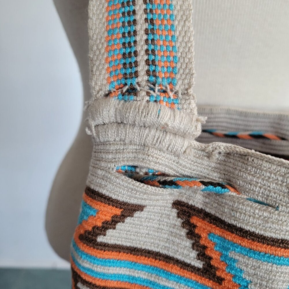 Wayuu Handmade Mochila Colombian Crochet Bag - Picture 3 of 15
